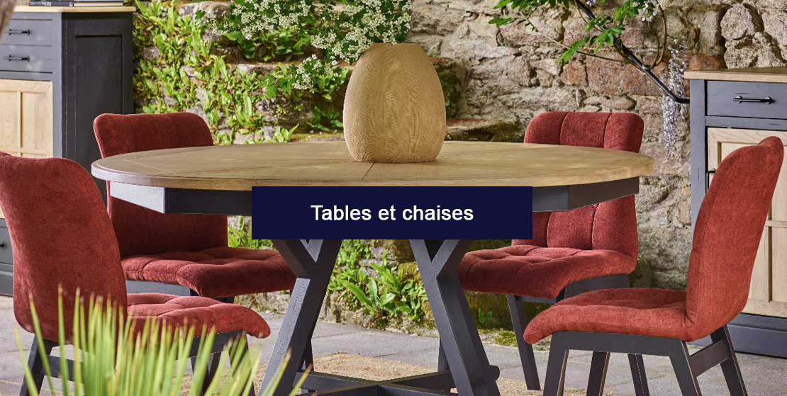 tables_et_chaises_en_bois